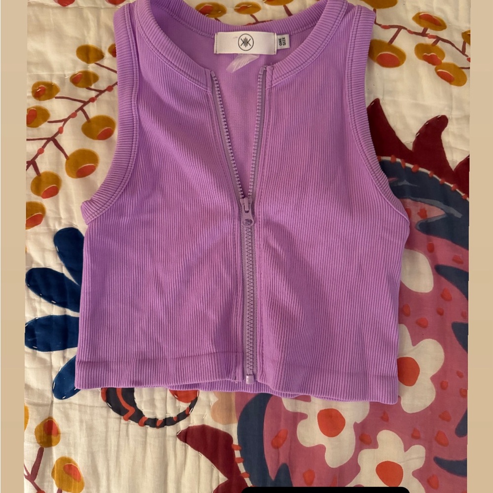 Cropped Athletic Zip Up Tank